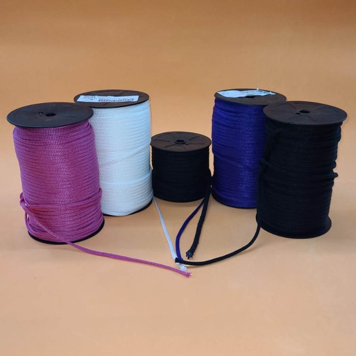Cordões de nylon e algodão em várias espessuras e cores